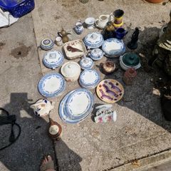 Dinner Sets & Pottery