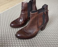 womans boots