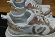 Brand New Donna Style
