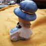 Porcelain girl figurine Image 3