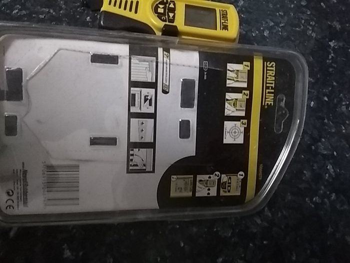 Straight Line Measuring Device - 'Strait Line' Rolling Tape Measure