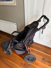 Out n About Nipper Single v4 incl Accessories