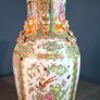 19th century Chinese Canton famille rose vase Image 3