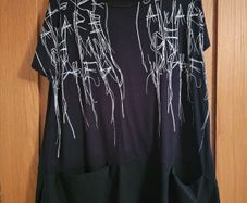 Naya Navy top size 16
