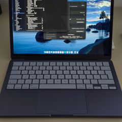 Macbook Neo 512 GB Touch ID Indigo - boxed