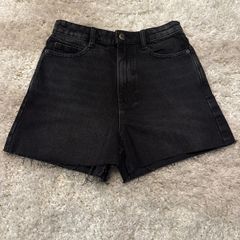 Zara black denim shorts (34