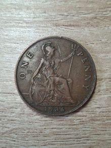 Great Britain UK 1936 One Penny George V Coin - free standard postage
