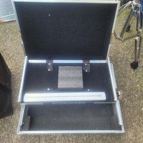 Tracktor magma dj controller workstation case S2