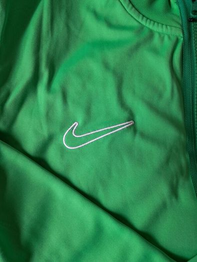 Nike Zipped Top NEW