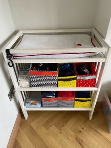 Changing table