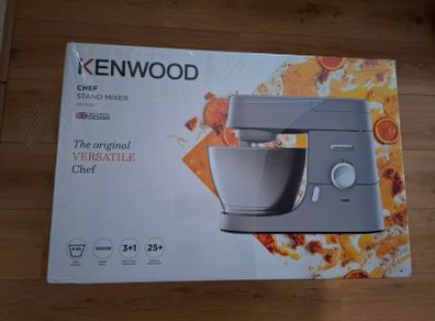 KENWOOD Chef KVC3110S Stand Mixer with Blender
