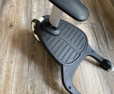 Buggy board with seat