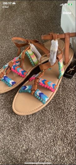 sandals Bnwt size 7