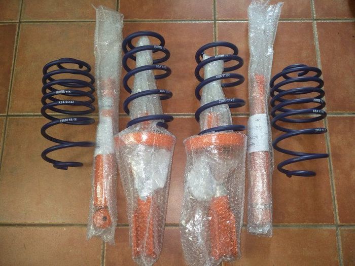 Opel/Vauxhall Zafira A 1998-2005 KONI Str.t Kit With H&R Springs