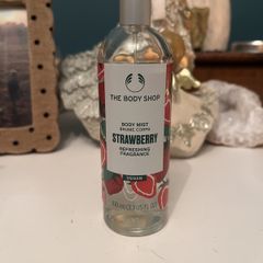 the body shop strawberry body mist 100ml