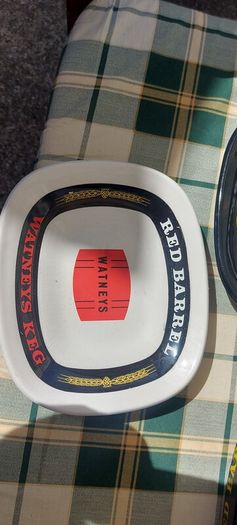 3x vintage  advertising watneys red barrel ashtrays collectors items ,nice in any collectors collection,,sold as seen, see pictures for condition,