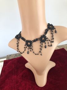 choker necklace