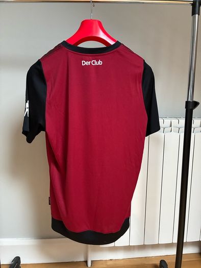 FC Nuremberg Football Shirt Size Medium