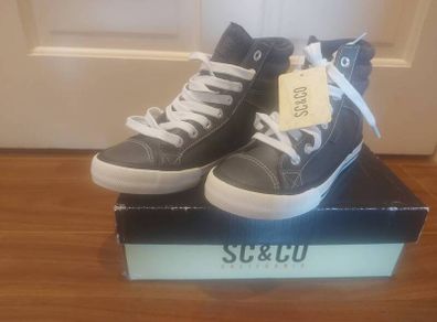 High Tops runners (UK3)