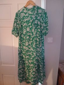 Green size 10 maternity dress
