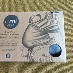 Izmi wrap baby carrier
