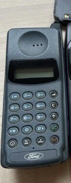 Ford Motorola Teletac P4000 Analogue Mobile Phone Retro Brick