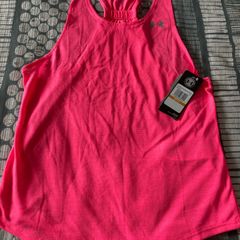 Size S/M UnderArmor Top