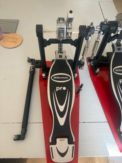 Millenium Double Pedal, like new