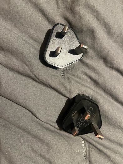 iPhone apple smartphone charger