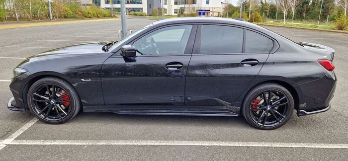 BMW 3 Series 330e G20 LCI  Sport Spec