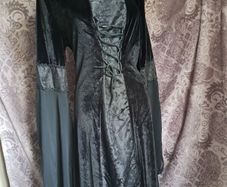 Medieval costume