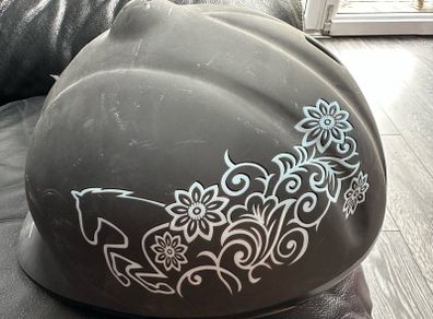 Covalliero Beauty VG1 Riding Helmet kodsy