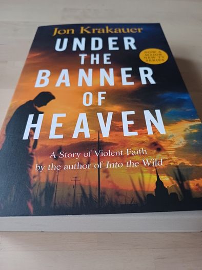 Under the Banner of Heaven by Jon Krakauer (True Crime Murder Mystery Paperback 2022)