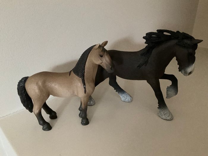 Schleich Pony Club Horse Pony figures x 2