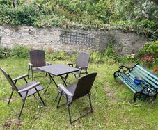 5 piece rattan patio / garden foldable table and chairs