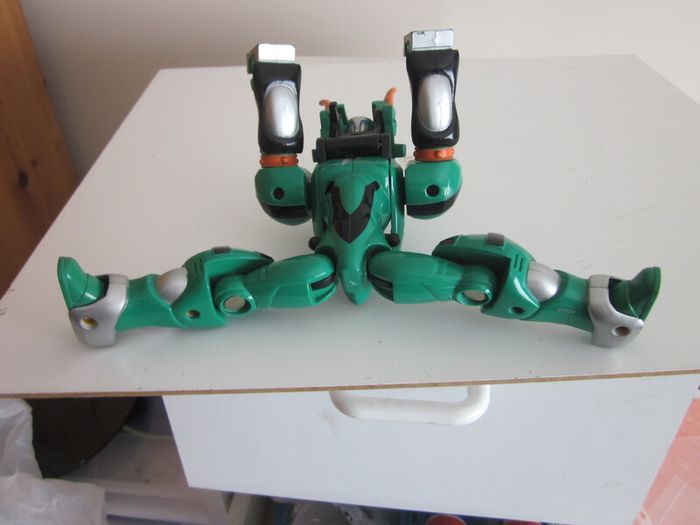 2007 Bandai Power Rangers Jungle Fury Green Ranger Elephant Ranger Deluxe Figure.