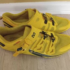 Size 44 cycling shoes (UK: 9.5, not 10)