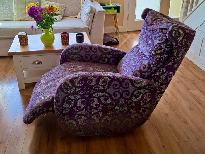 Fama Kim recliner