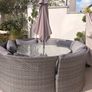 Outdoor Dining Image 2