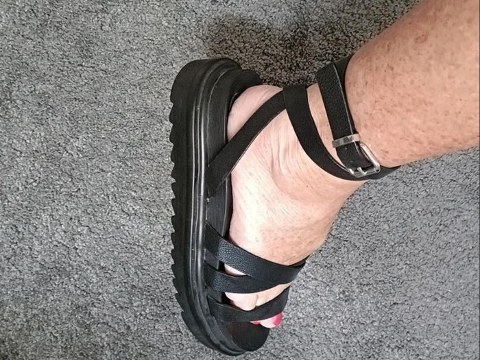 RAID Sandals