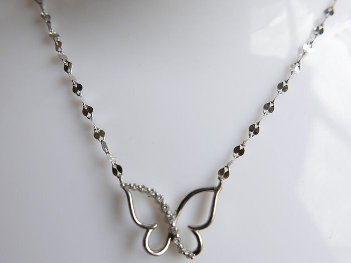 Vintage 925 Sterling Silver Butterfly Women's Pendant Necklace length 14" - 2g