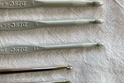 set 7 Crochet Hooks