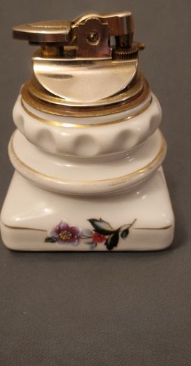Vintage 1940s Mid-Century Floral Porcelain Table Lighter - Excellent Condition