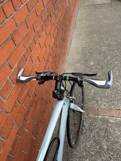 giant road bike