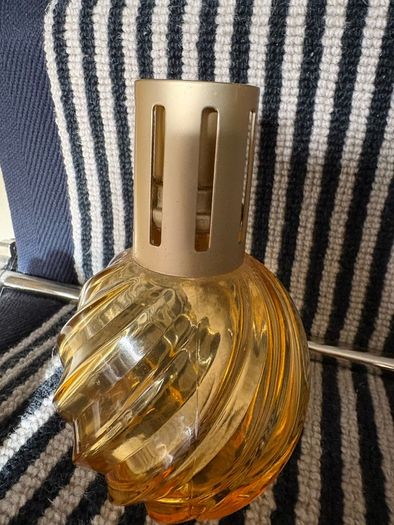 Ashleigh and burwood amber glass oil burner lamp