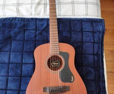 Guild Traveler Mahogany