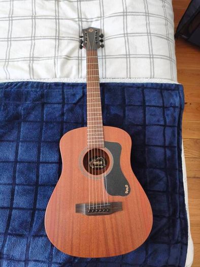 Guild Traveler Mahogany