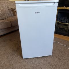 undercounter fridge with ice box
