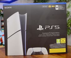 Sony PlayStation 5 Console - PS5 Digital Edition - 825GB SSD - 4K/8K - HDR