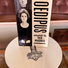 Senecas Oedipus Soft Cover Easons Fine Condition No Inscriptions